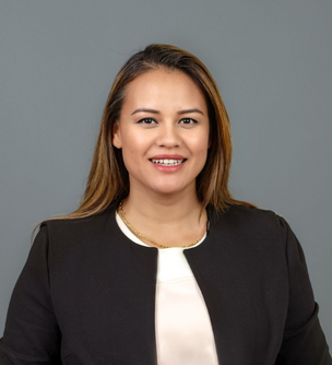 Adriana Wong - MARKETING MANAGER